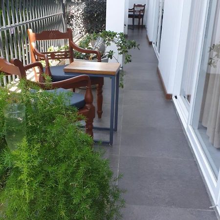 Appartamento Hikka Hill Loft Hikkaduwa Esterno foto